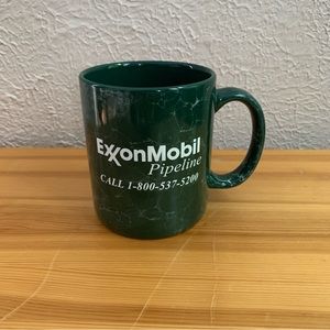 Vintage Exxon Mobile Pipeline Coffee cup mug Green marble pattern